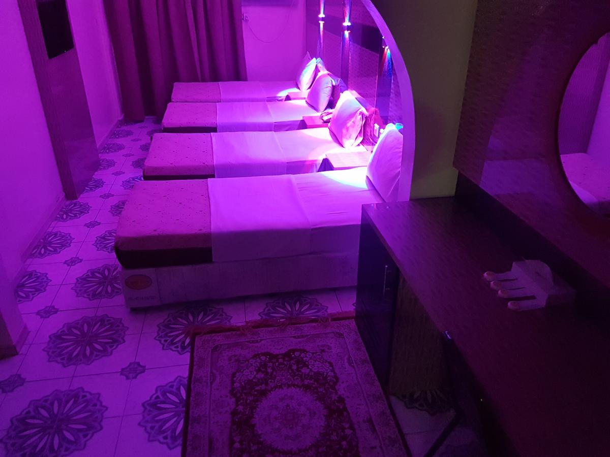 דובאי Tehran Hotel מראה חיצוני תמונה